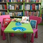 Przejdź do - Kampania społeczna „Mała książka – wielki człowiek” w Gminnej Bibliotece Publicznej  w Jarczowie